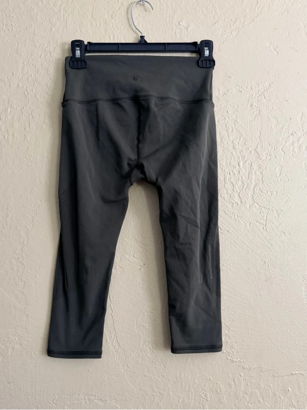 lululemon athletica High-Waist Capri Leggings - Dark Green